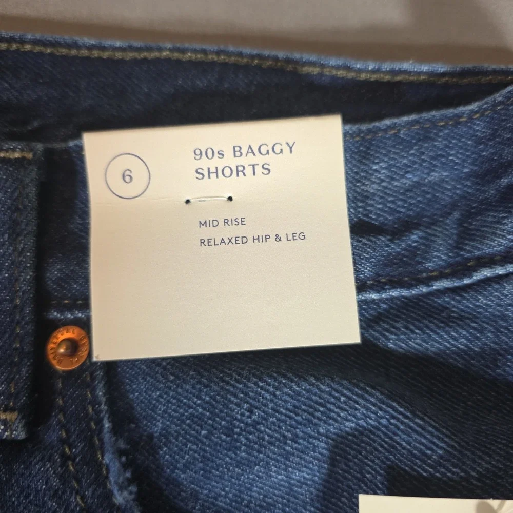 UNIVERSAL THREAD Size 6 WOMENS BLUE JEAN 90s Baggy DENIM SHORTS Button Fly NWT